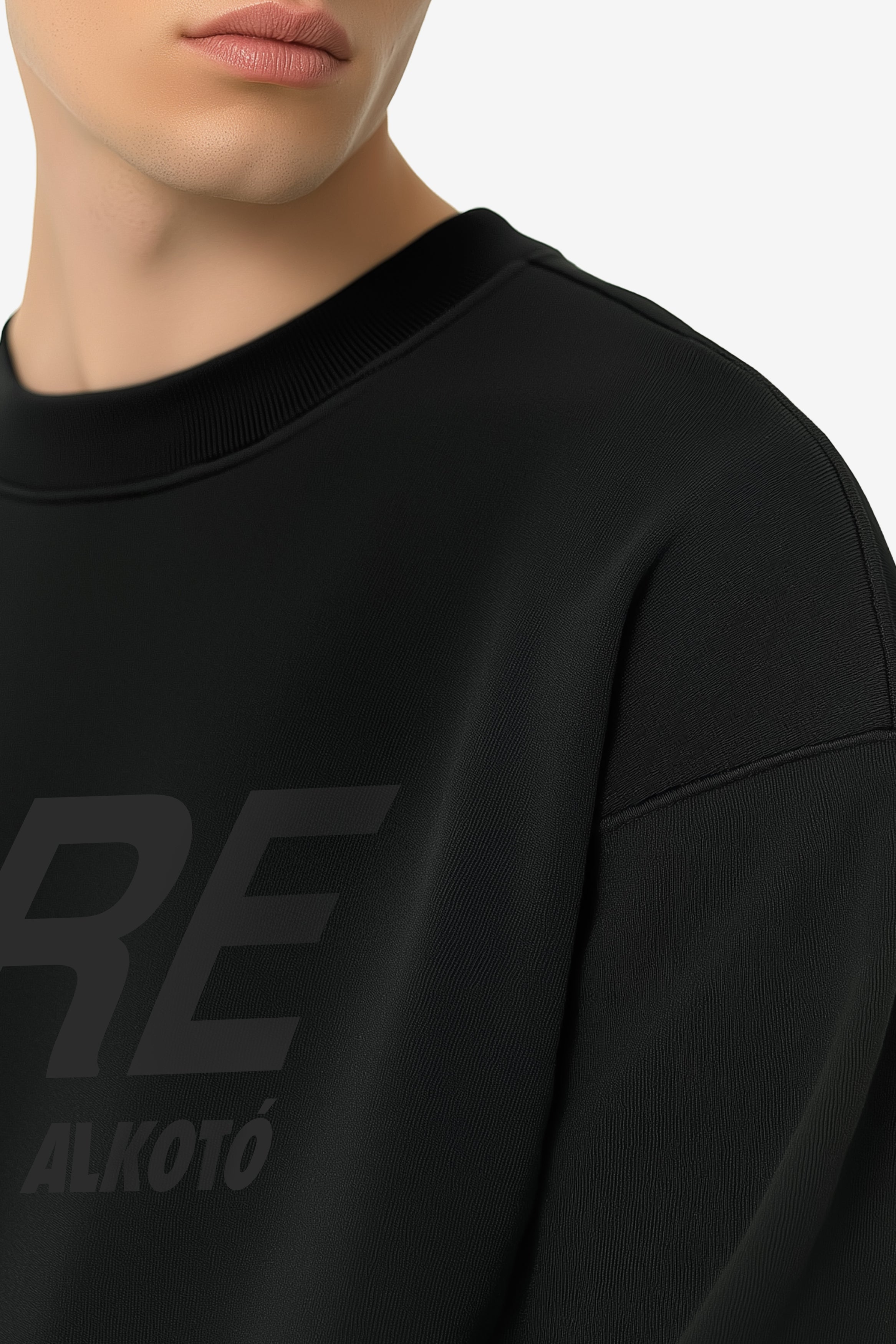 CARE.SWEATER-BAS-BLACK
